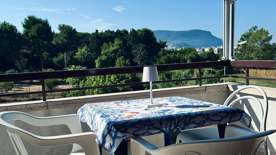M410 - Marcelli, comodo trilocale con ampia terrazza Apartment in Marcelli
