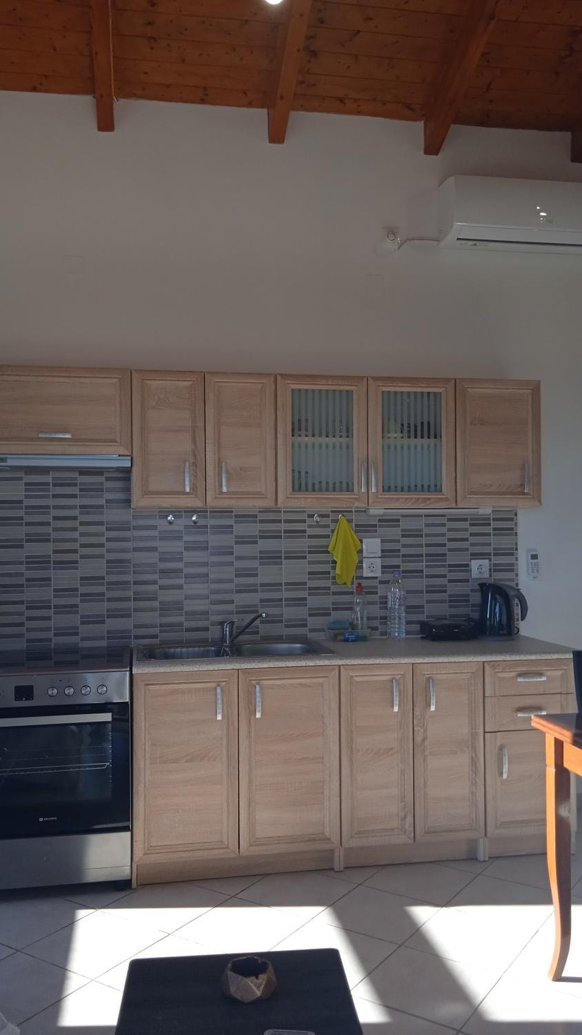 Το Χαρούμενο Σπίτι Στο Λιβαδι Apartment in Icaria