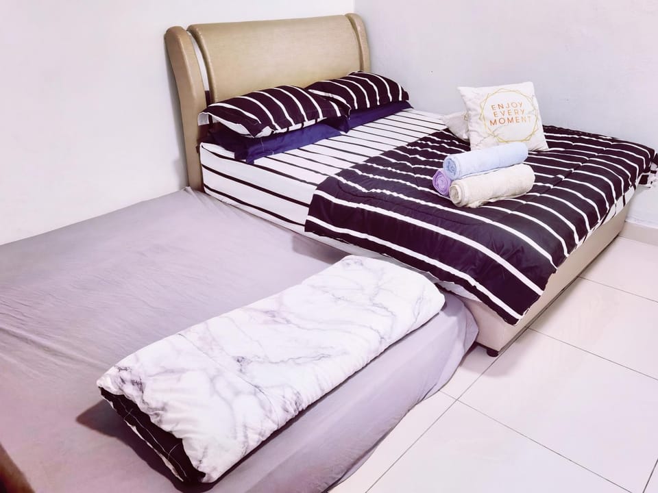 Batu Pahat Homestay 3 min to Aeon Big 3BR Villa in Johor