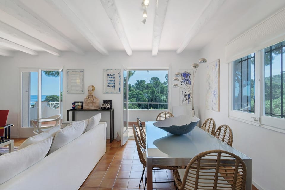 Puigvermell House in Baix Empordà