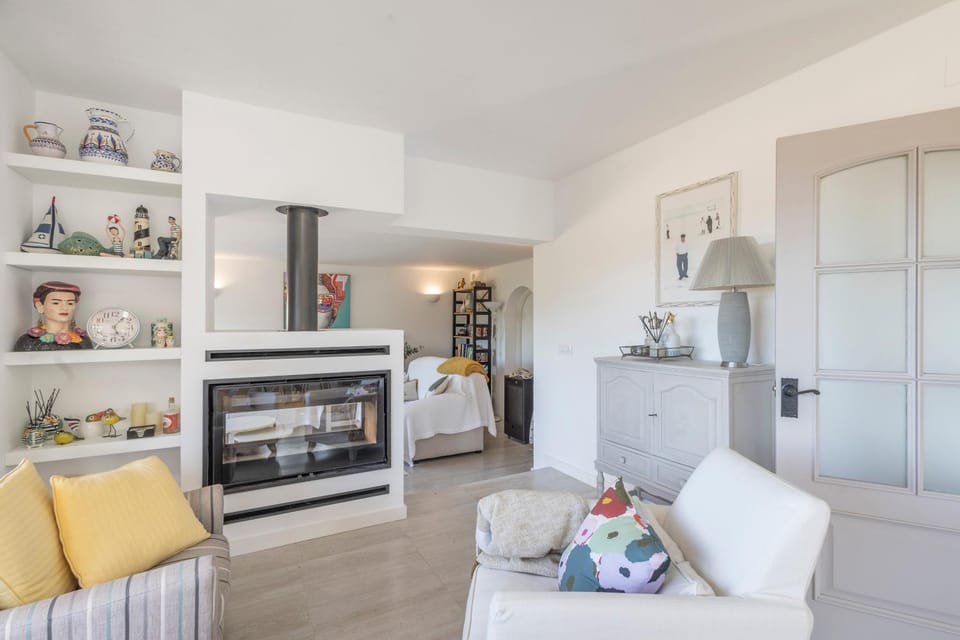 Empordaneta House in Baix Empordà
