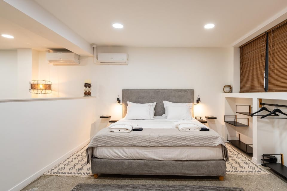 Living room, Bedroom