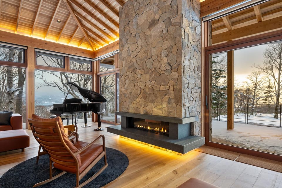 Living room, fireplace