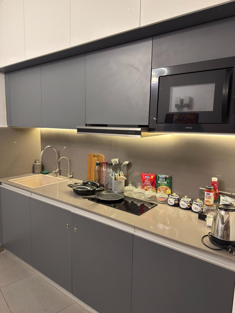 Kitchen or kitchenette