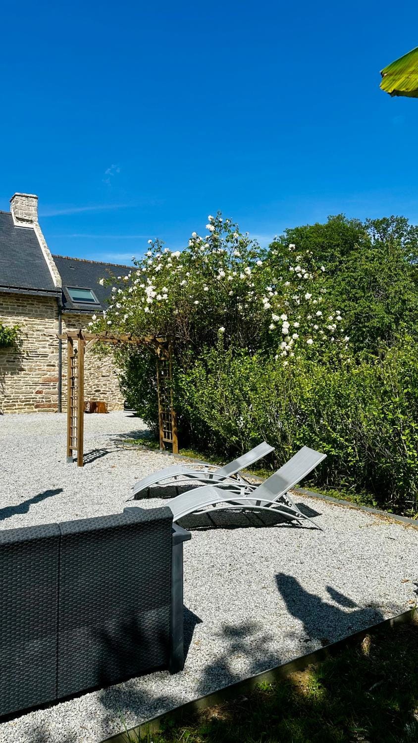 Longère Familiale au Cœur du Morbihan House in Brittany