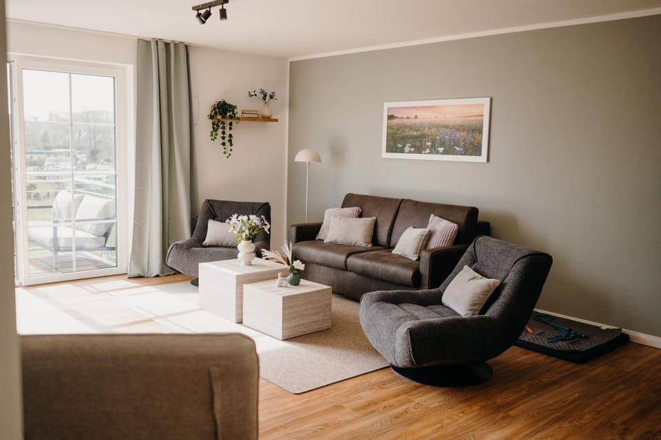 Communal lounge/ TV room, TV and multimedia, Living room, Seating area, pet friendly