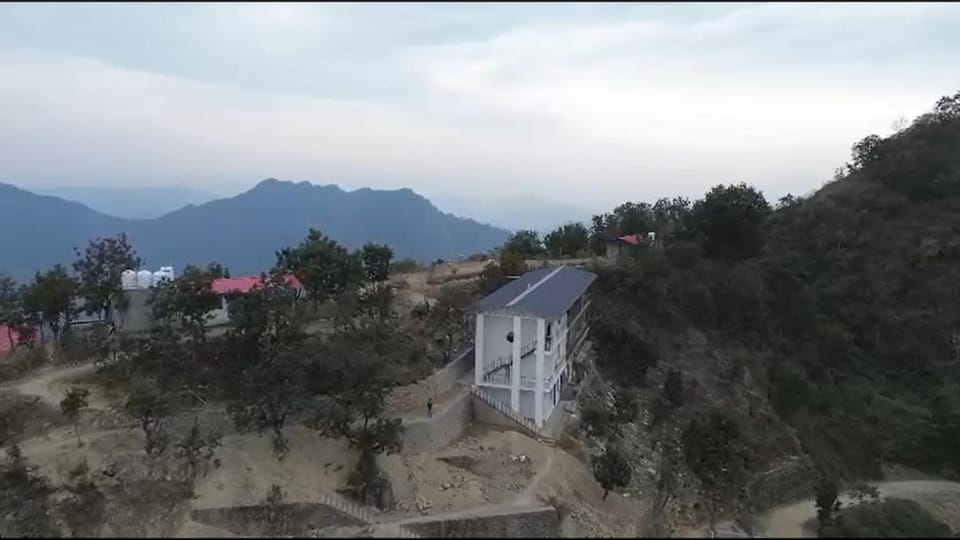 Apna Adda Homestay 1 Bedroom Villa by Homeyhuts Villa in Uttarakhand