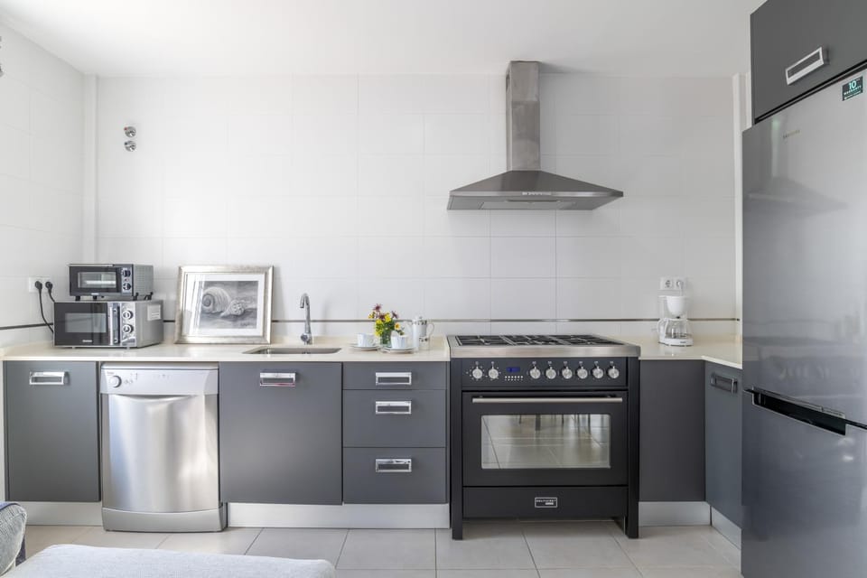 Kitchen or kitchenette, Living room
