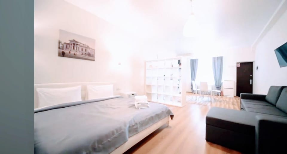 VIP Апартаменты на Гагаринском плато Apartment in Odessa