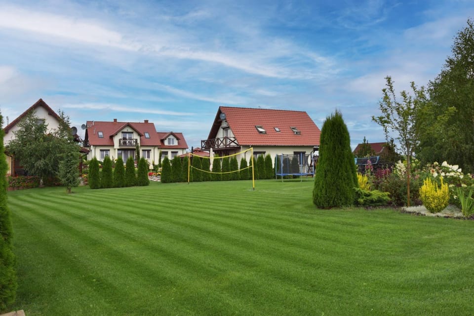 Property building, Natural landscape, Garden, Garden view