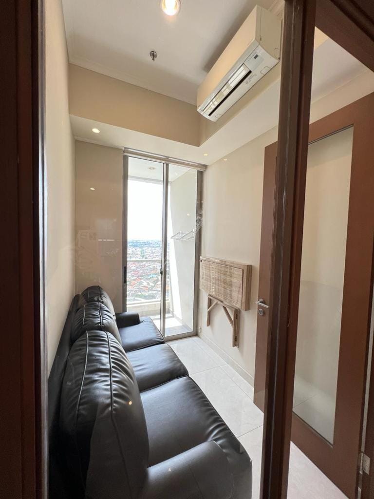 TAMAN ANGGREK MaLL CONNECTED 2 BEDROOM FLAT SUPER COMFORTABLE NEW FURNITURE LUXURIOUS BUILDING TAMAN ANGGREK RESIDENCE APARTMENT Apartment in Jakarta