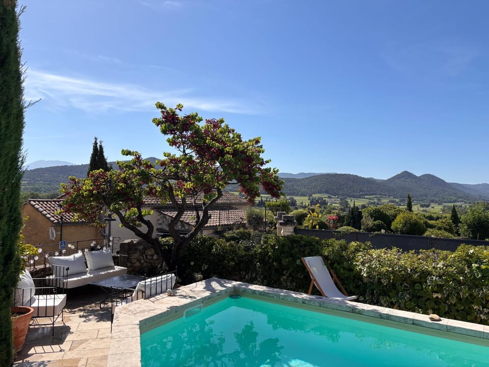 La Bastide des Dentelles House in Provence-Alpes-Côte d'Azur