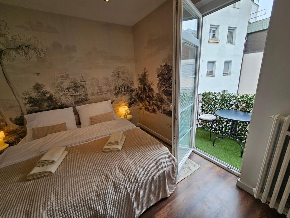 Apartment In Heart of Old Town with Balcony Apartment in Bratislava