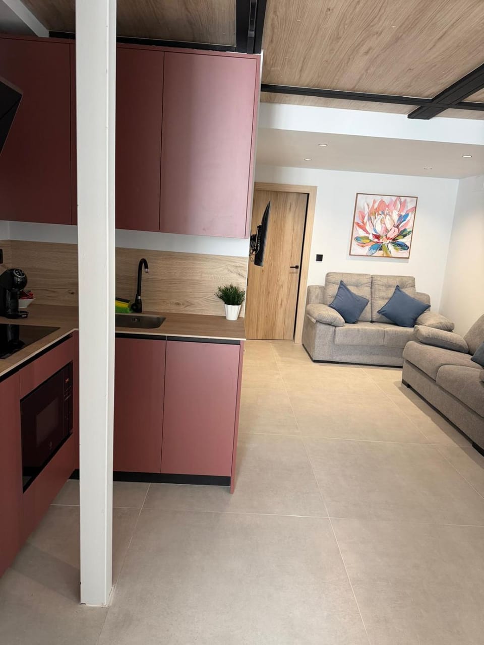 Apartamentos Nevada Metro con PARKING GRATIS Apartment in Granada