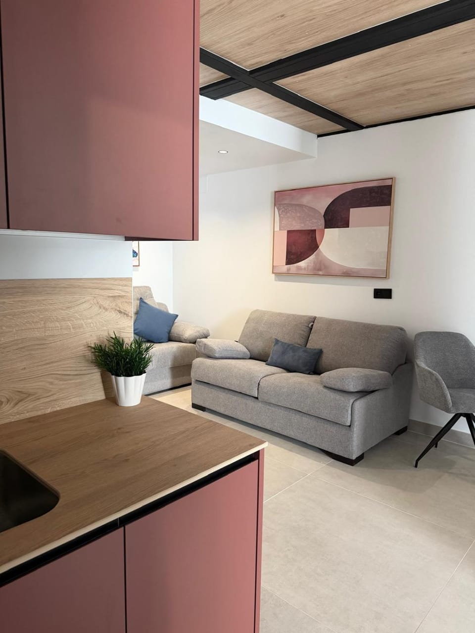 Apartamentos Nevada Metro con PARKING GRATIS Apartment in Granada