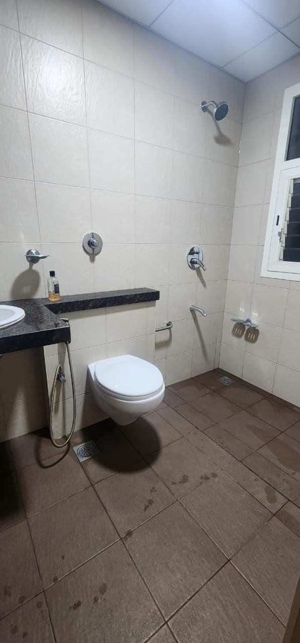 Swalika- Boutique 2 BHK Luxurious Living Pool View GIFT CITY Vacation rental in Gujarat