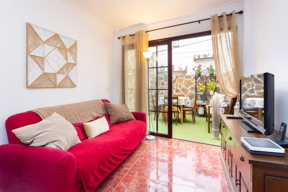 Home2Book Local Stay BBQ & WiFi Tenerife North House in La Matanza de Acentejo