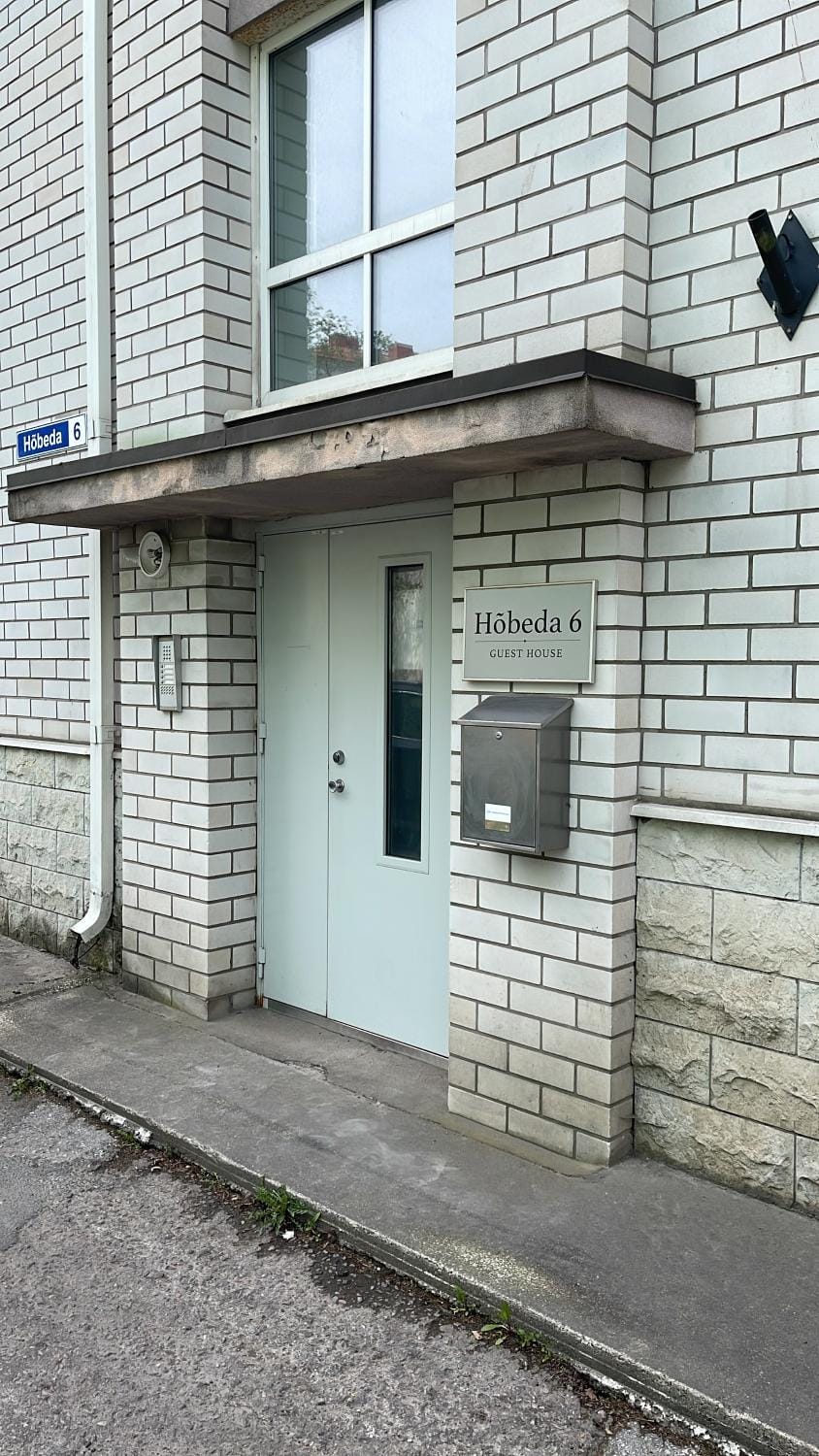 Hobeda 6 Guest House Bed and Breakfast in Tallinn