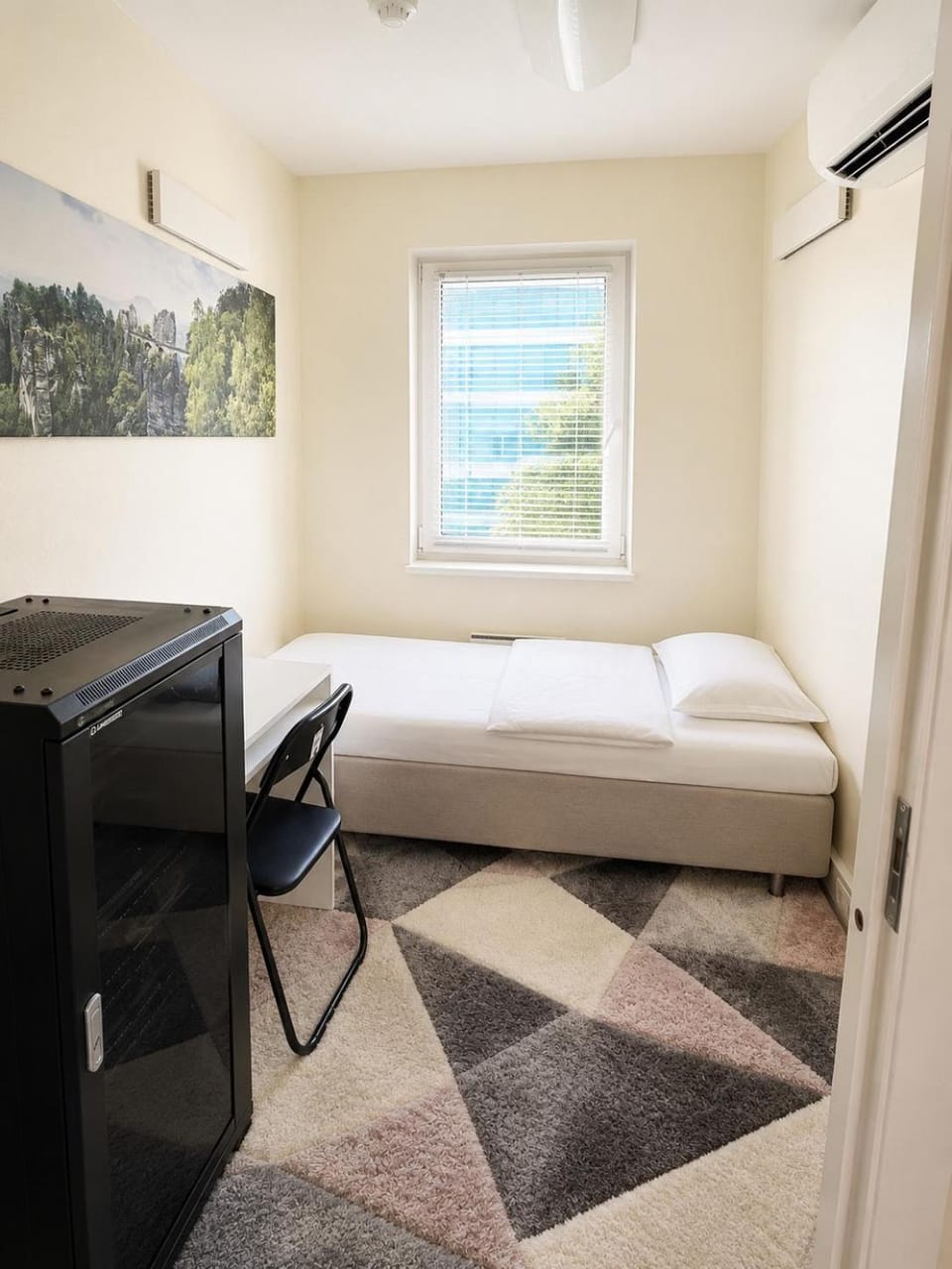 Hobeda 6 Guest House Bed and Breakfast in Tallinn