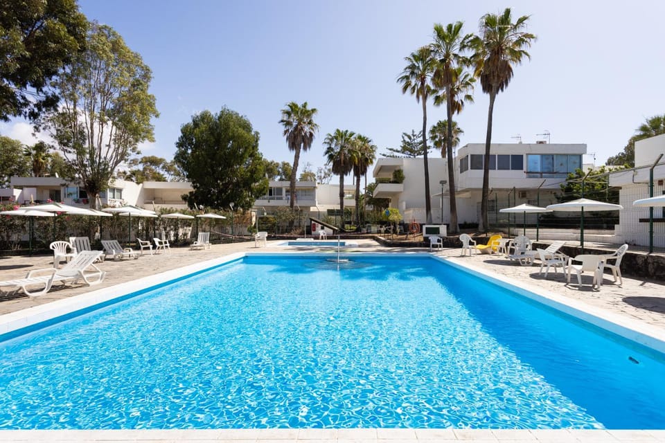 Solarium, Swimming pool