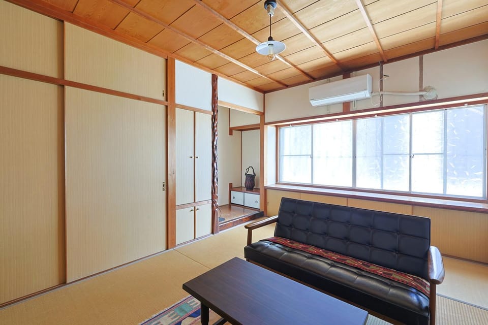 Communal lounge/ TV room, Seating area