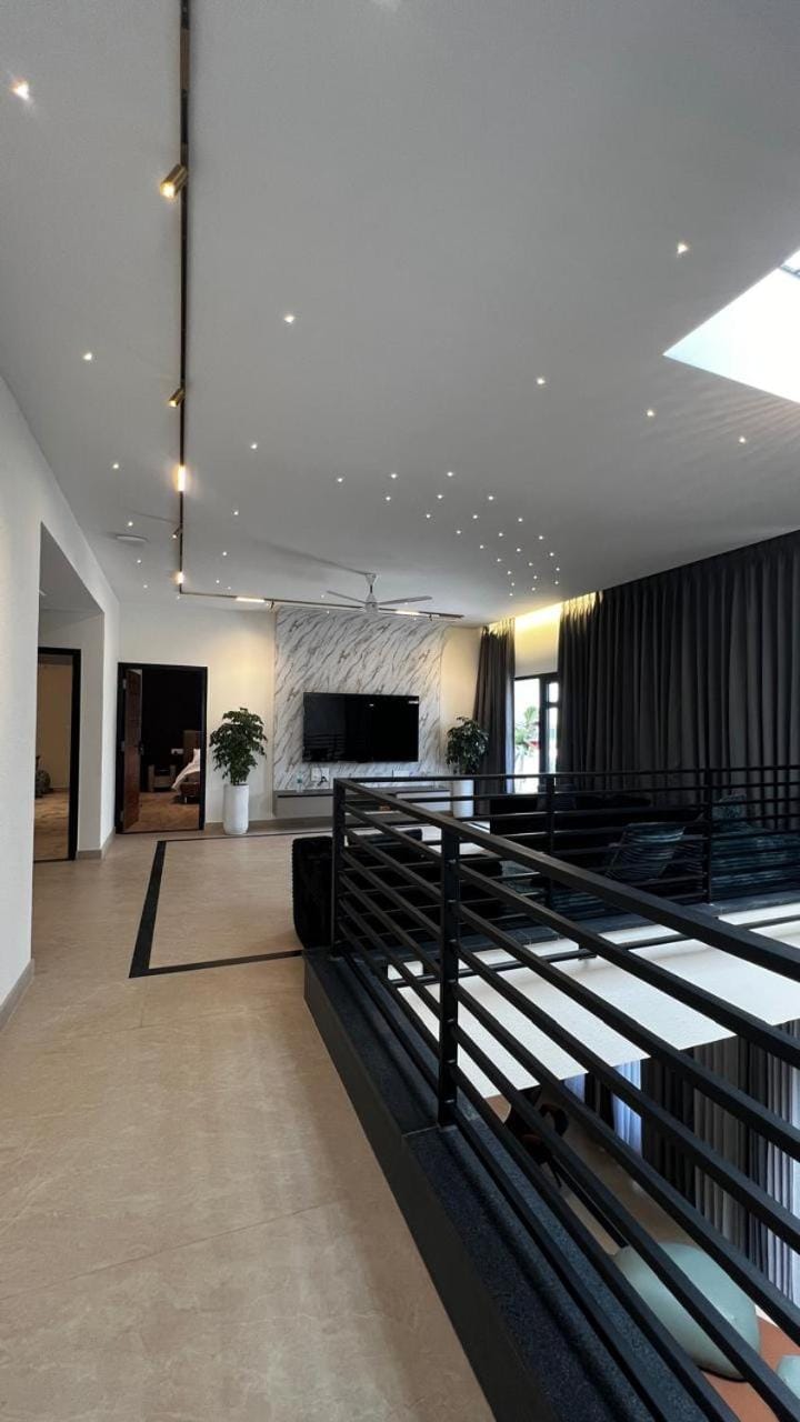 Oro Aurelia Luxe Staycation Villa Near BLR House in Tamil Nadu