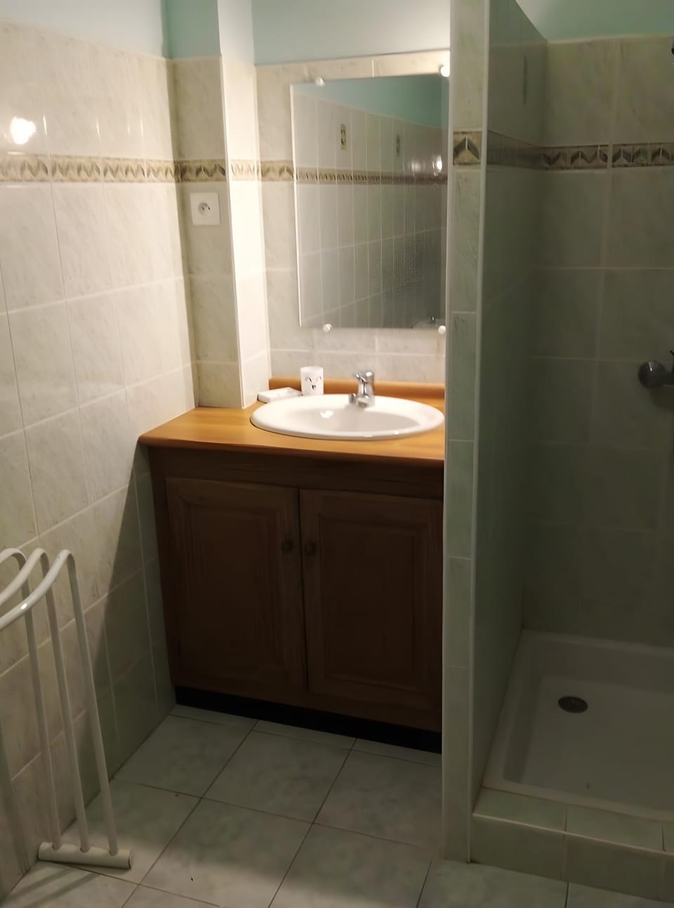 Bathroom, Living room