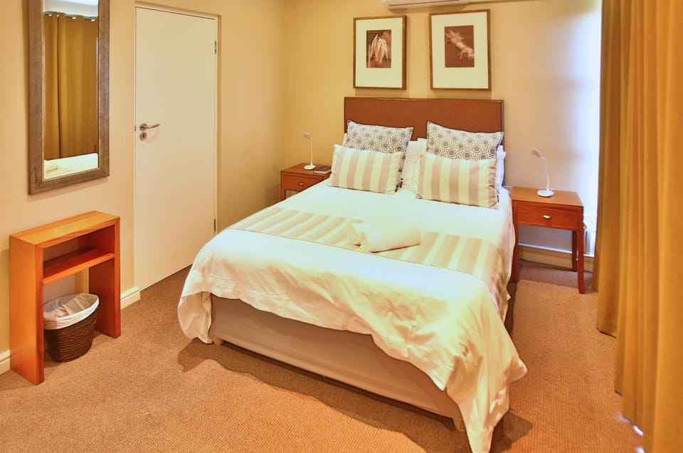 Bed, Bathroom, Bedroom, wardrobe