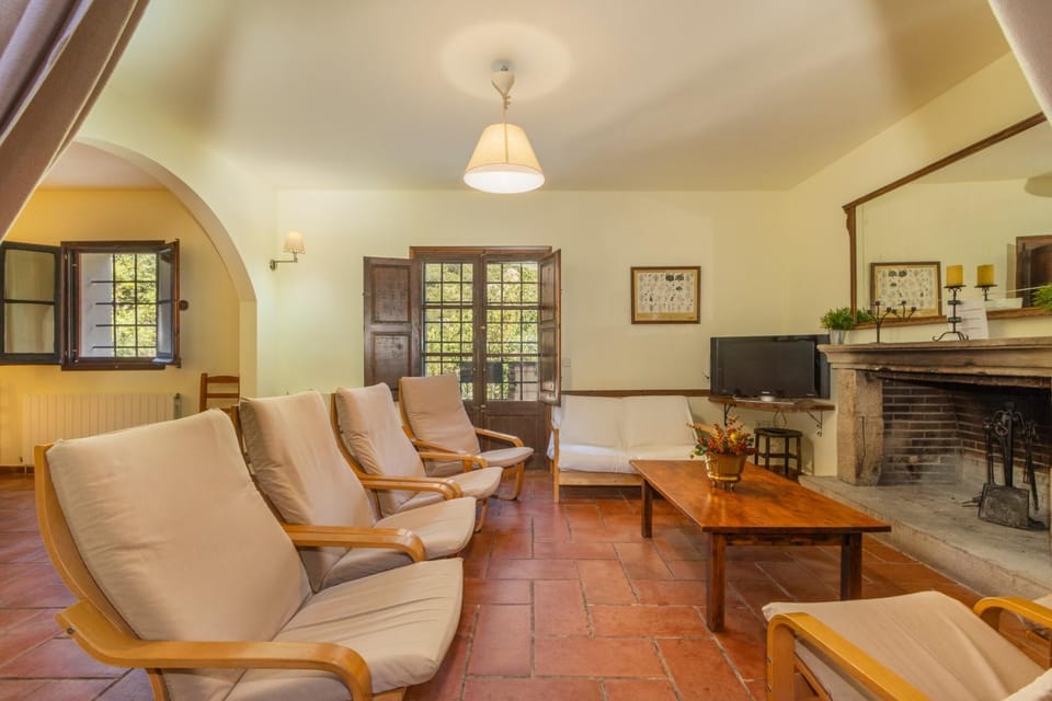 Casa rural can sisquet Country House in Catalonia
