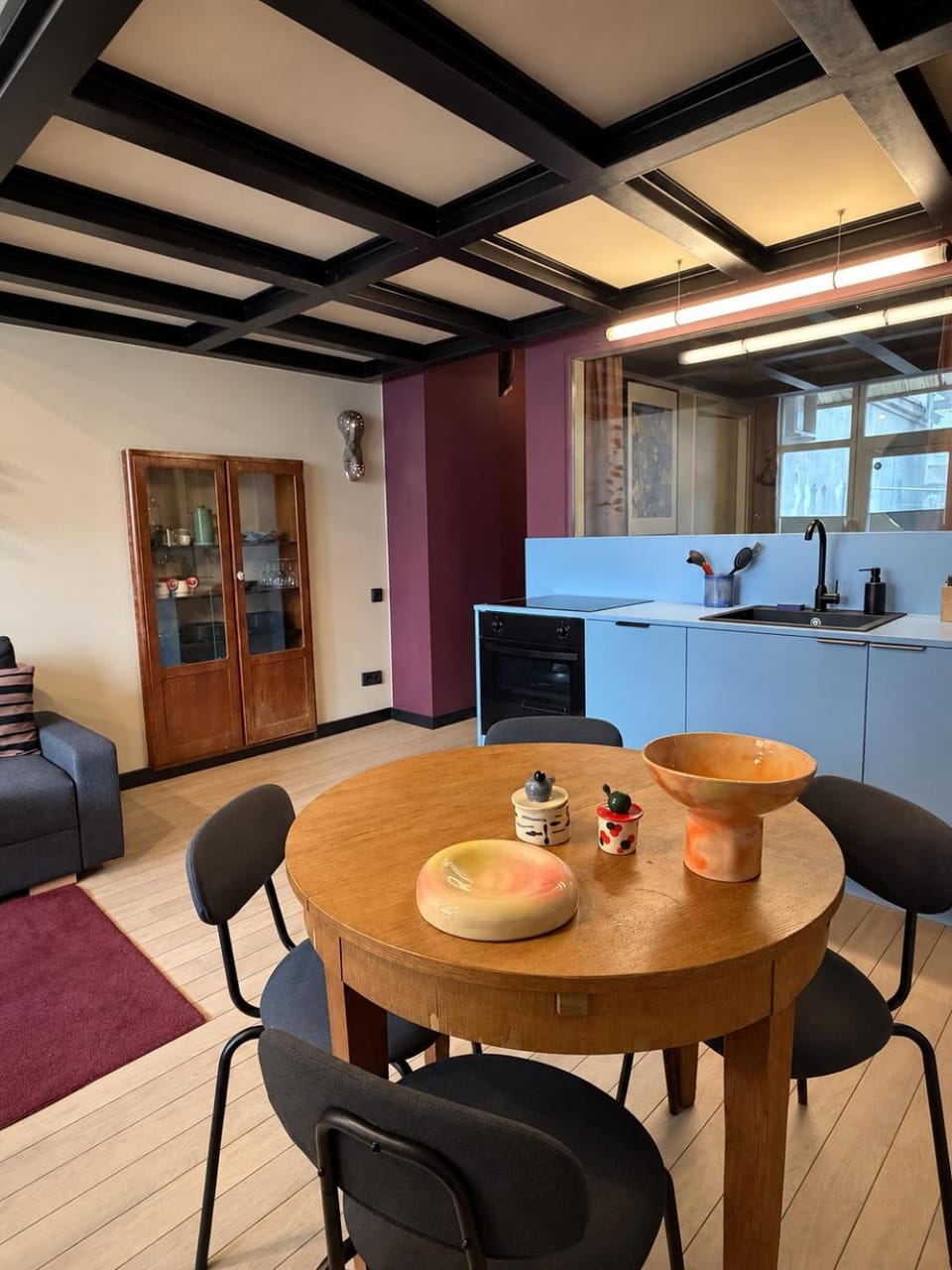 Living room, Dining area