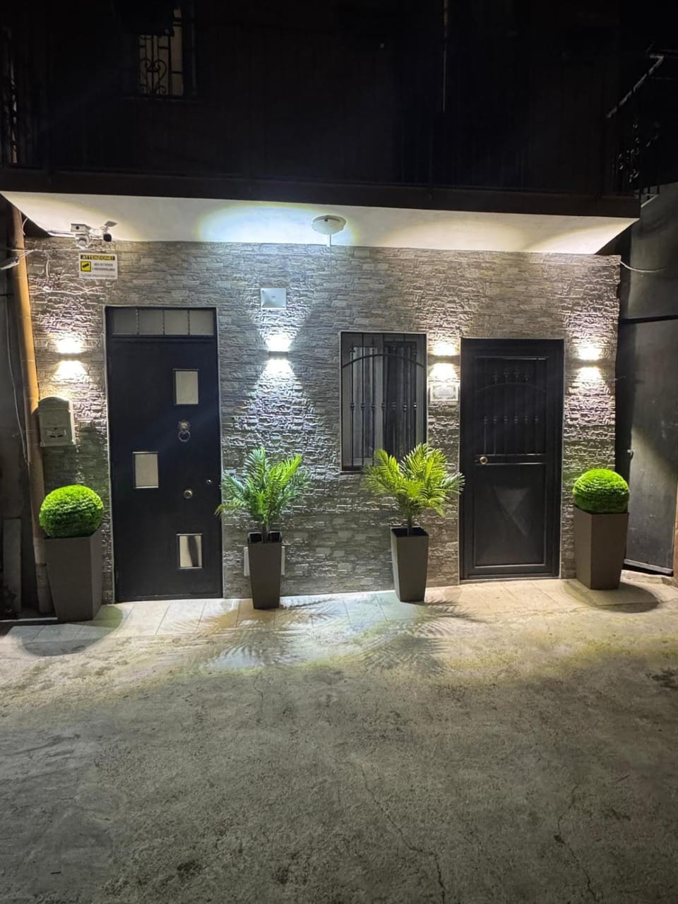 Property building, Facade/entrance