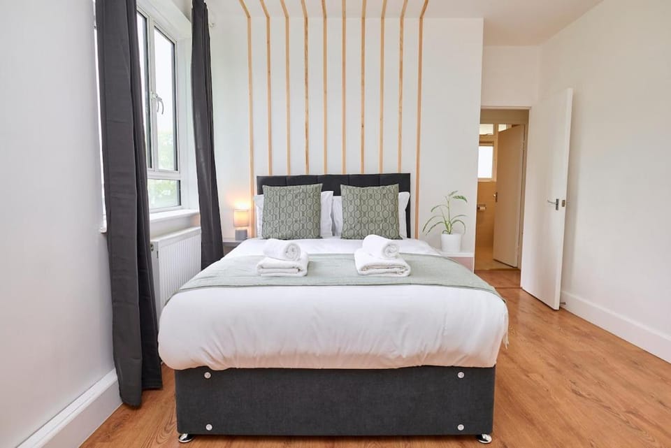 3 Bed flat in Bayswater up to 8 Guests -City break Apartment in City of Westminster