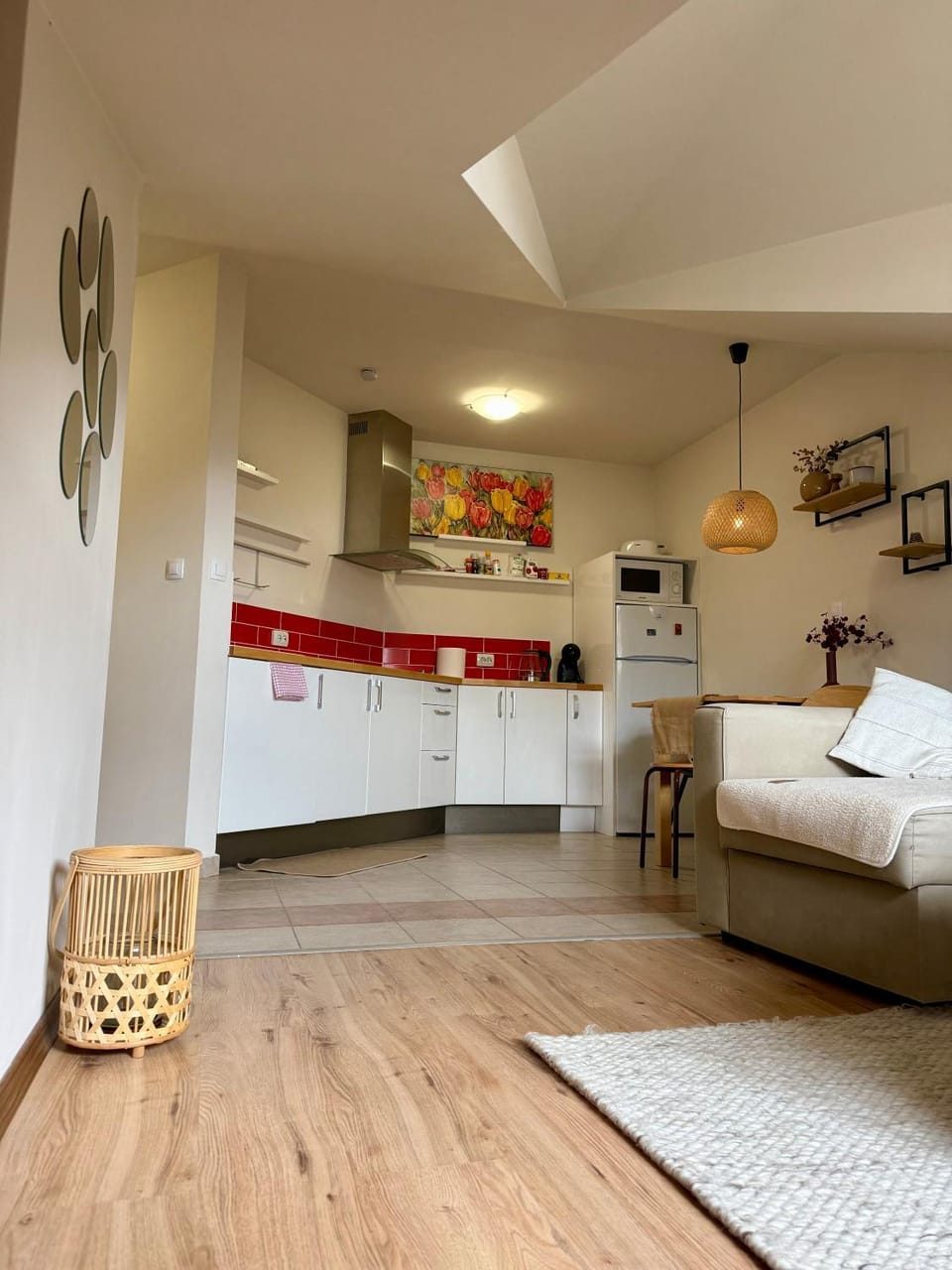 Carlson's 1BR 200m Gondola Home2Host Apartment in Bansko