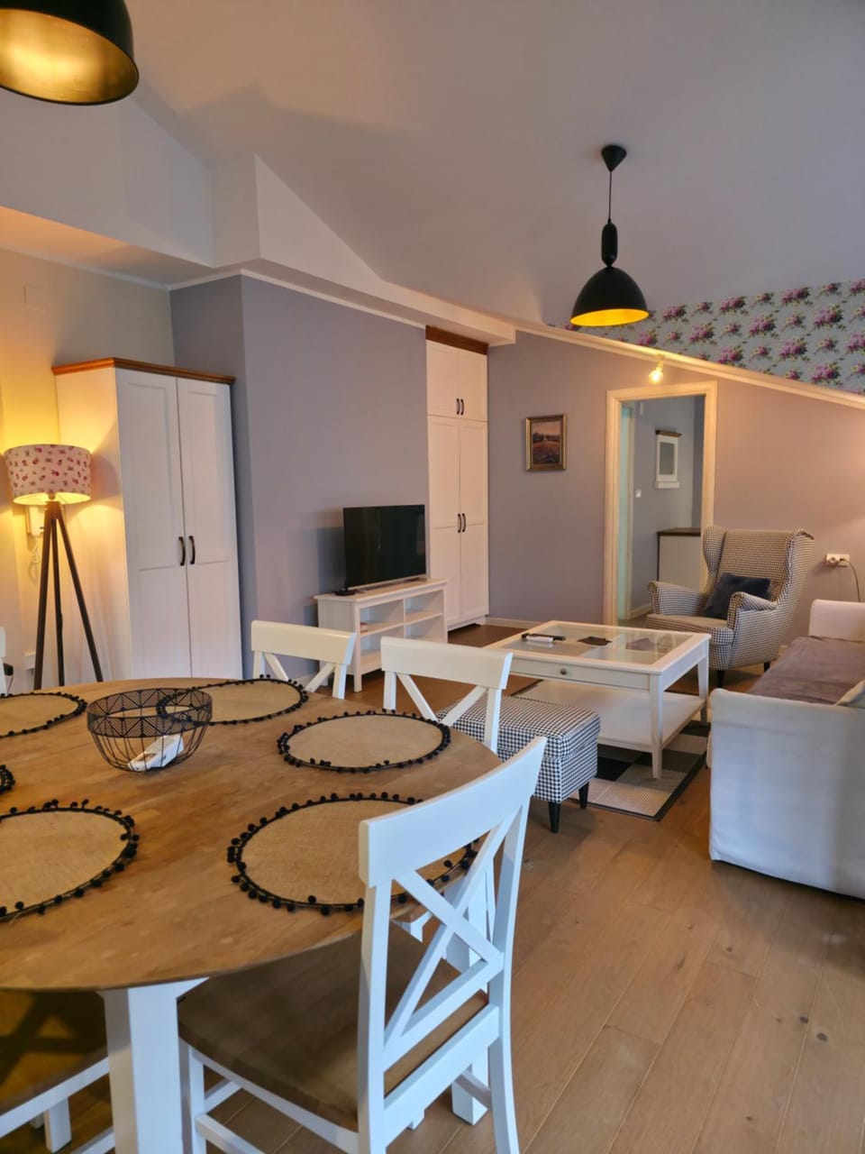 Apartmani Central 4 & Free parking Apartment in Serbia
