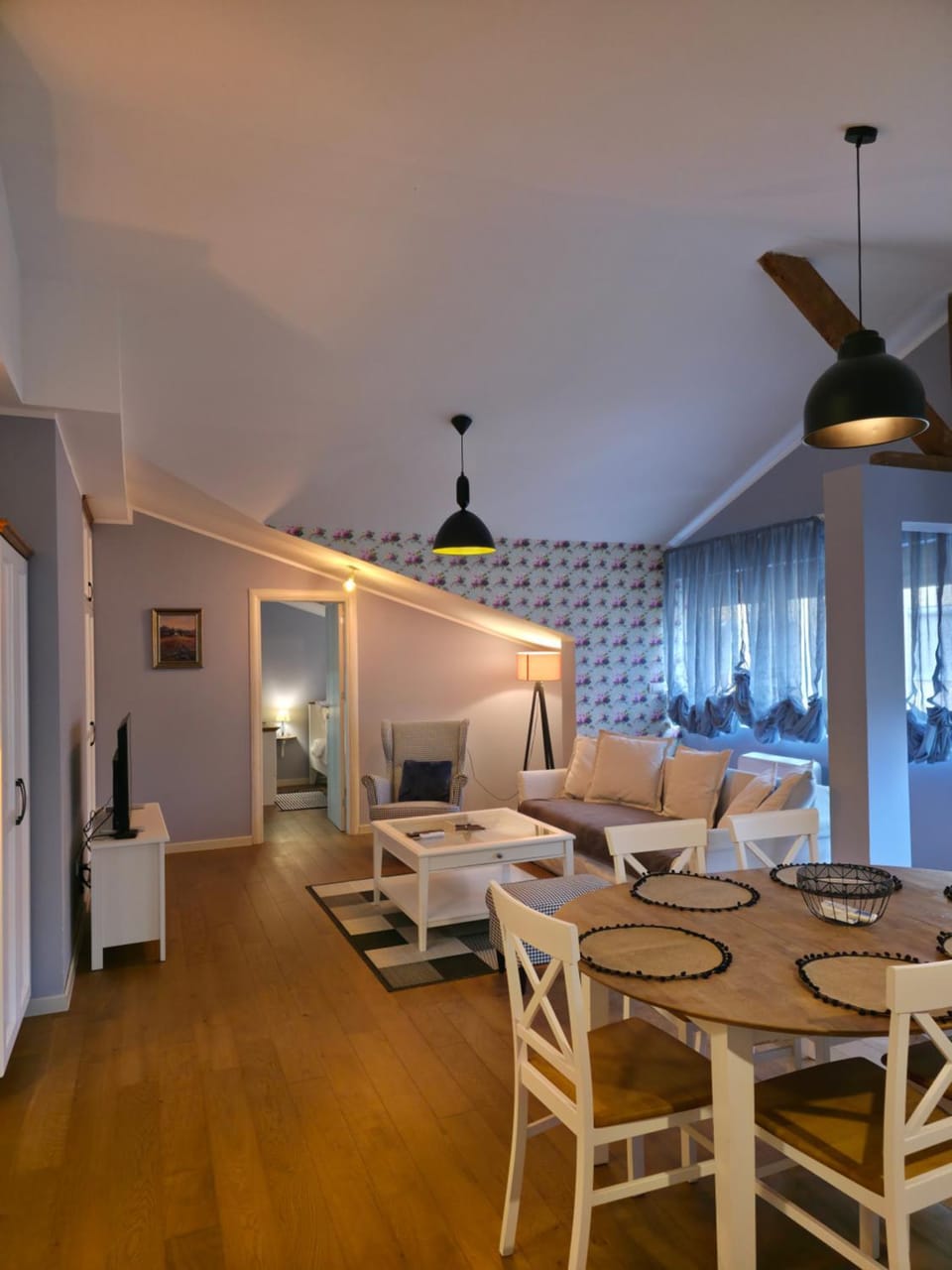Apartmani Central 4 & Free parking Apartment in Serbia