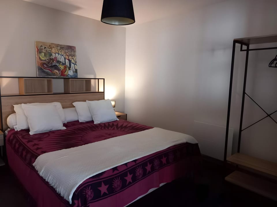 Living room, Bedroom