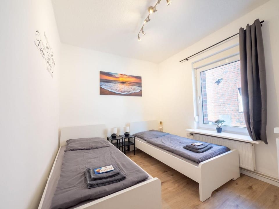Monteurwohnung-fuer-4-Personen-EG-4-Betten-in-Schwarzenbek-SKGE0902 Apartment in Schleswig-Holstein