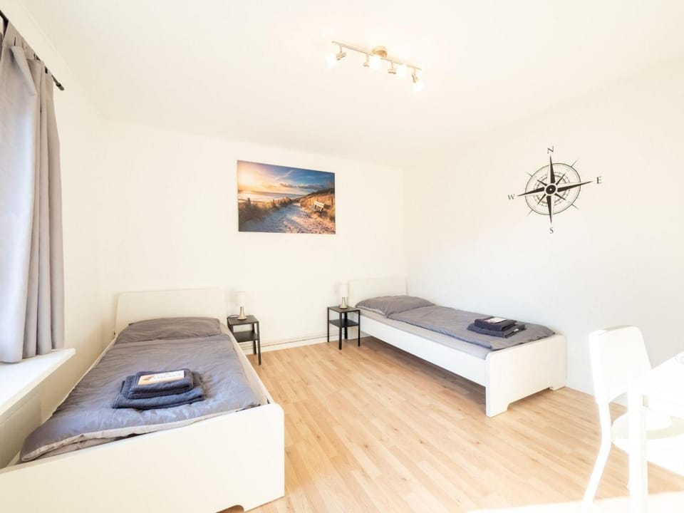 Monteurwohnung-fuer-7-Personen-1-OG-7-Betten-in-Schwarzenbek-SKGE0903 Apartment in Schleswig-Holstein