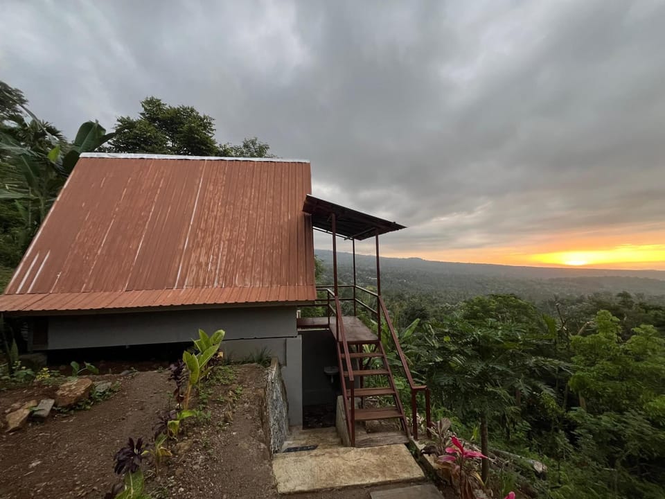 Diva sunset garden Bed and Breakfast in West Nusa Tenggara, Indonesia