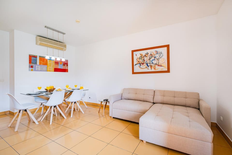 Marina Prestige Apartment Apartment in Guia