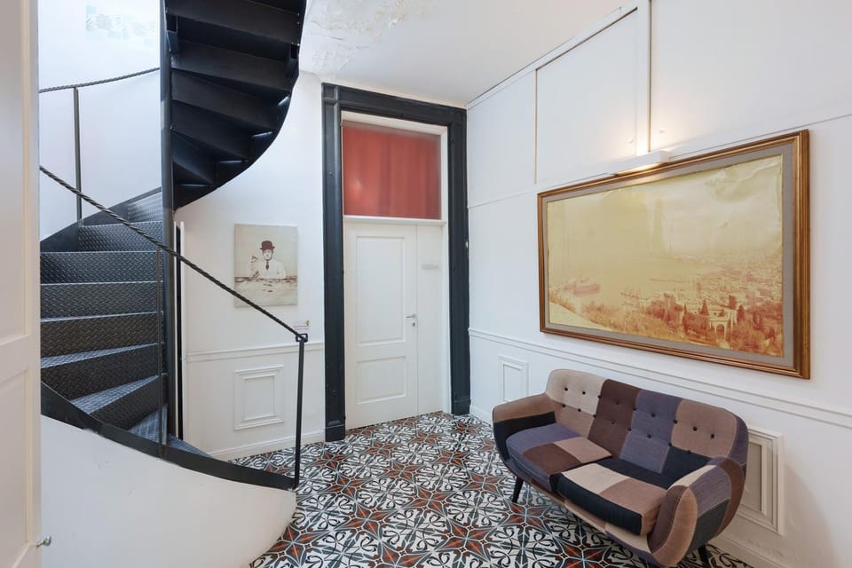 Property building, Living room