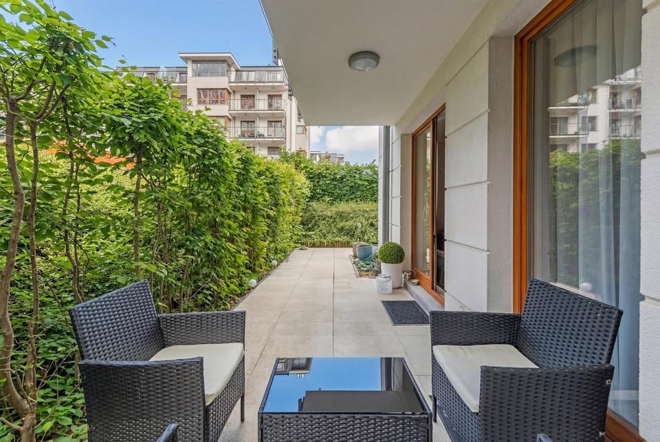 Garden, Balcony/Terrace
