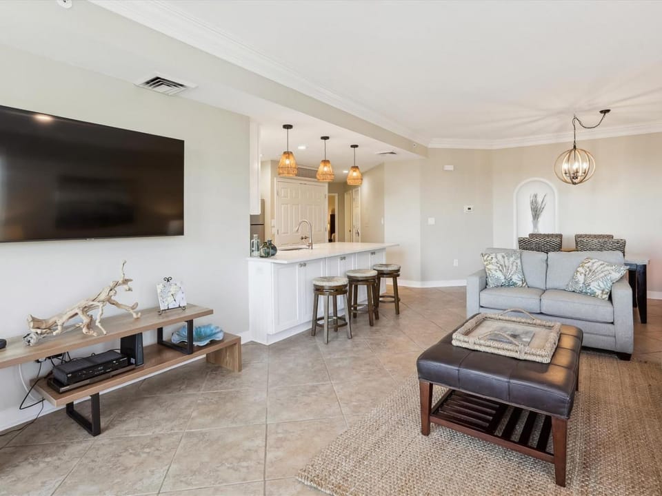 2305 SeaCrest House in North Forest Beach