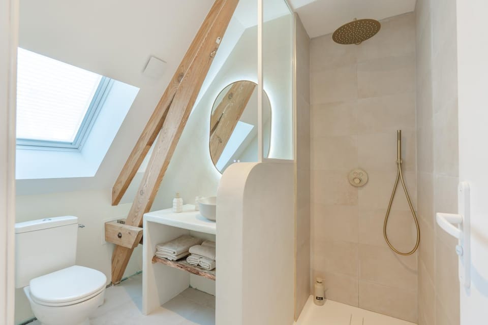 Le coucher de soleil Balcon Front de Mer Netflix Apartment in Le Portel