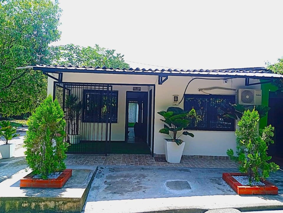 Sabana Africana House in Puerto Triunfo