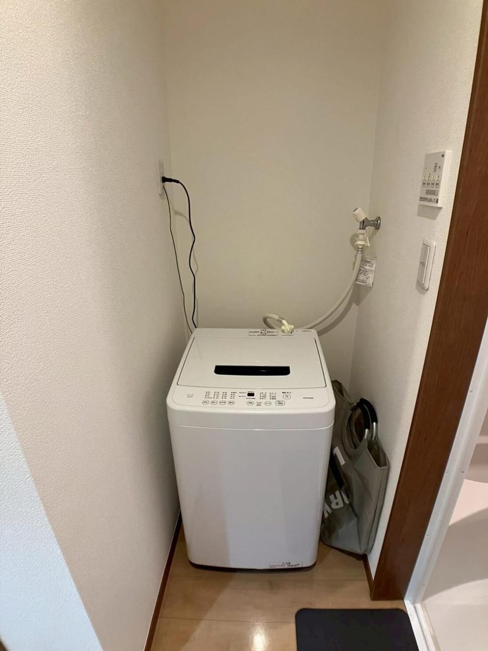 汐入五番館102 Apartment in Yokosuka