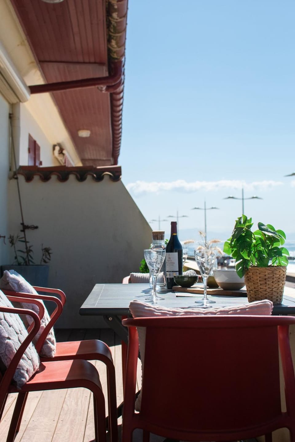 Day, View (from property/room), Balcony/Terrace, Dining area, Sea view