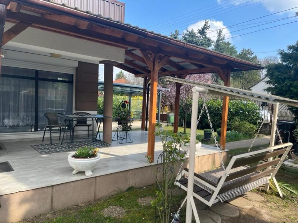 Spring, Balcony/Terrace