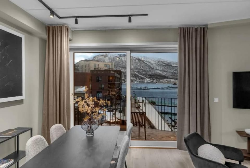 Exclusive stay in the city Apartment in Tromso