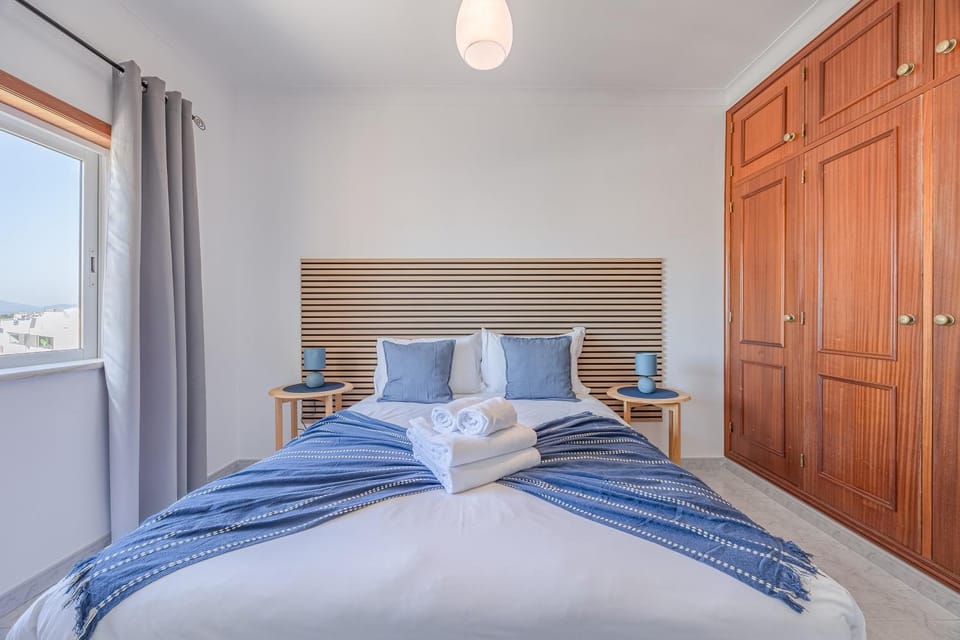 Bedroom, wardrobe
